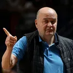 I Evroliga se oprostila od Duška Vujoševića: Minut ćutanja biće održan pre današnjih, ali i utakmica narednog kola