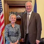 Kongresmenka Viktorija Sparc novi član Srpskog kokusa, sastala se sa Šutanovcem