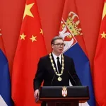 Vučiću prošle godine poklonjeni skupocen sat, portreti, pesma..