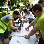 Uoči skupa na Slaviji, studenti i građani na više mesta, policija uglavnom oko Skupštine