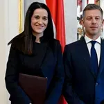 Mađarski nedeljnik: Uoči posete Petera Mađara Parizu opozvan ambasador u toj zemlji, moguća smena i u ambasadi u Beogradu
