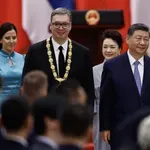 AP: Vučić u Kini produbljuje odnose sa Pekingom dok u Srbiji raste politički pritisak na njega