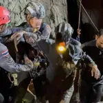 U Laosu, iz poplavljene pećine izvučen jedan od petoro ljudi zarobljenih u njoj (FOTO)