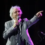 Darko Rundek besplatno ispred Evropske kuće u Knez Mihailovoj