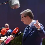 Da li predsednik Srbije zaista nije znao ništa o čarter letu za Tivat?