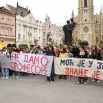 Roditelji učenika Jovine gimnazije nakon sastanka sa pokrajinskim sekretarom opet idu kod ministra