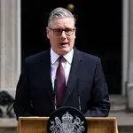 Kir Starmer podneo ostavku na mesto premijera Velike Britanije