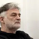 „Najveći glumački sunovrat“ ili „adekvatan izbor“: Sagovornici Danasa o najavi da Lečić glumi Šešelja u filmu „Kako sam pobedio Hag“