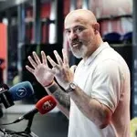 Stanković o prelaznom roku: Crvena zvezda uvek čuva neku bombu ili keca u rukavu