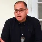 Oglasio se Aleksandar Radić, vojni analitičar u egzilu