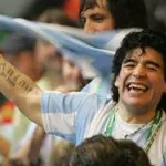 Lopta kojom je Maradona dao gol „Božjom rukom“ prodata za neverovatnu sumu