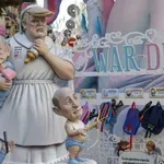 „Siledžije i diktatori guraju svet na ivicu ponora, ali…“: Sajmon Tisdal o ogorčenim starcima koji su na putu ka zatvoru ili grobu