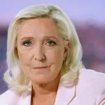 „Istorijska pobeda“ Marin le Pen