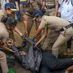 Pokret Bubašvaba nastavljaju antivladine proteste u Indiji: Više stotina povređenih u sukobu sa policijom