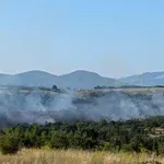 Požar u okolini rudnika Čukaru Peki