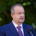 Ivica Dačić: Broj žarišta požara u Deliblatskoj peščari sveden sa 64 na tri