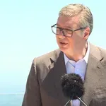 Vučić: Država „krvari“ zbog fabrike Tigar u Pirotu, predlaže 20 odsto veće plate za lekare na selima