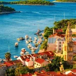 Kako letovati na Hvaru o trošku poreskih obveznika?