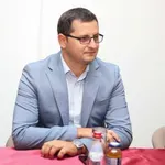 Predsednik SDP-a optužio naprednjake za pritiske, ucene, pretnje i kupovinu glasova