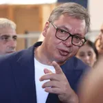 Vučić obećao veće plate radnicima u fabrici u Kuršumliji