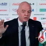 Osipaju se glasovi za Infantina: Srbija i Vels povukli podršku predsedniku FIFA