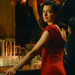 En Hatavej, Džoš Hartnet i Dakota Džonson u mračnom ljubavnom trouglu: Stigao je trejler za film „Verity“
