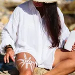 Kako ukloniti fleke od kreme za sunčanje sa bele odeće: Ovo nikako ne radite