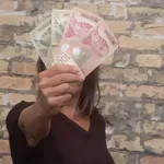 Za 6.000 dinara prvog dana prijavilo se više od 800.000 građana: „Ta cifra govori o položaju srpskog radnika i građanina“