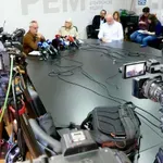 REM sa podeljenim Savetom, RTS i „Informer“ bez kočnica