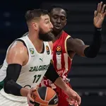 Očajno izdanje Džonatana Motlija na debiju za Crvenu zvezdu