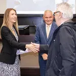 Uručeni ugovori za energetsku efikasnost stanova na Vračaru u vrednosti od 9,5 miliona dinara