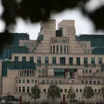 Šef MI5-a upozorava: Rusija „agresor broj jedan“, plaća kriminalce da napadaju Evropu
