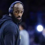 (VIDEO) Lebron Džejms odgovorio Trampu na optužbe „da nije poštovao himnu SAD“
