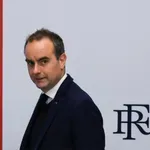 Premijer Francuske: Masovno raspoređivanje policije za naredne demonstracije u subotu