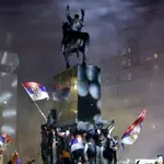 Frankfurter algemajne cajtung: Spoljna politika studenata se nadovezuje na Vučićev nacionalizam