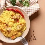 Domaći pilav koji uvek uspeva: Recept za ukusno i rastresito jelo od pirinča