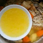 Kako napraviti savršen domaći bujon: Recepti i trikovi za ukusnije supe, soseve i mesna jela
