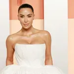 Moćni sulforafan: Kim Kardašijan otkrila proizvod koji joj je potpuno promenio kožu