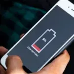 Внимание през лятото: Какво не трябва да правите със смартфона в жегата, ако не искате да смените батерията