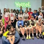 Yettel Teen Academy среща ученици с роботика, AI и реални бизнес казуси