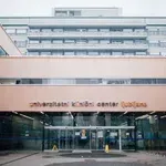 Izredno opozorilo zdravnikov: v naši osrednji bolnišnici se bliskovito širi visoko nalezljiva okužba