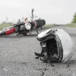 Huda prometna nesreča vzela življenje motorista