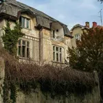 Med obnovo hiše sta naletela na skrivna vrata: to, kar je bilo za njimi, ju je pustilo brez besed