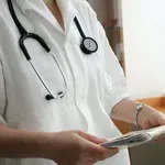 Zdravstveni dom Ptuj pretresel incident, policija še išče napadalca