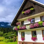 Nasvet arhitekta: "Namesto da 30 let gradite hišo, ki je vaši otroci ne bodo potrebovali, naredite to..."