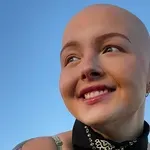 Navdihnila je milijone sledilcev: 26-letnici je po diagnozi raka ostalo leto dni življenja (tako ga je izkoristila)