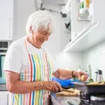 Teh 3 živil nikoli ne pogrevajte (čeprav mislite, da je to povsem v redu): lahko škodujejo vašemu počutju, na udaru so jetra in prebava