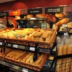 Ste videli, kaj pravzaprav vsebuje ta kruh? Morda vas bo presenetilo, toda raje bežite od njega kot hudič od križa