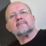 Zmago Jelinčič kipi od ponosa: nekdanji poslanec sporočil, kaj je dosegla njegova mlajša hčerka