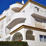 Naj si privošči, kdor si lahko: cene nepremičnin pri sosedih eksplodirale